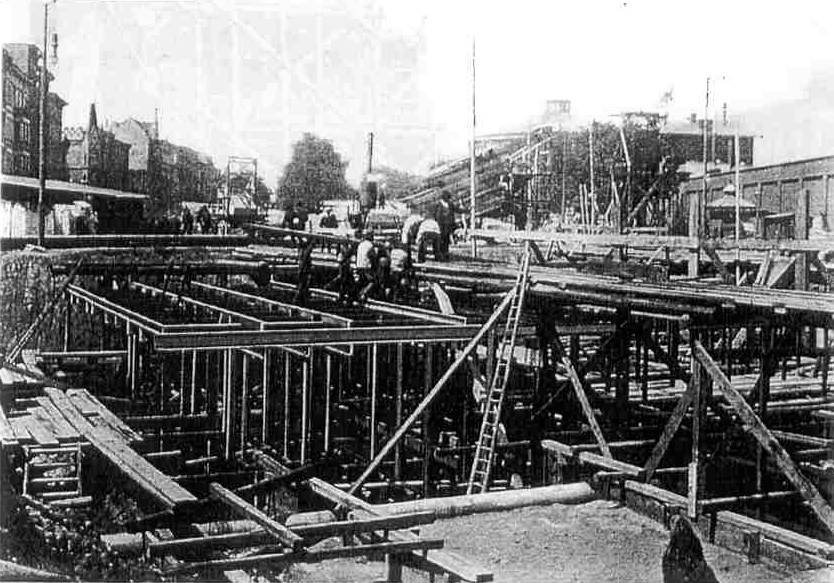 Budowa mostu Grunwaldzkiego we Wrocławiu w latach 1908-1910 - archiwalne zdjęcia