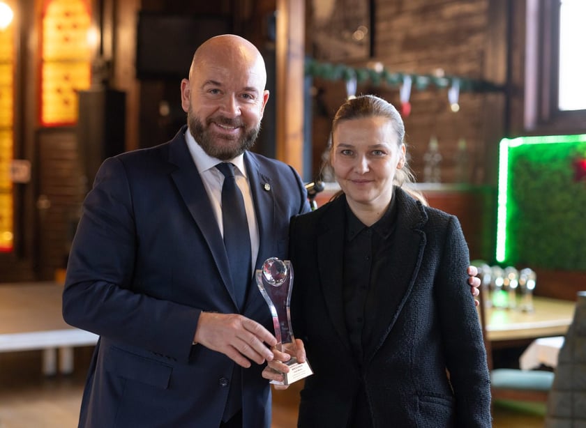 Linda Matus wiązała początkowo pracę zawodową z zarządzaniem (jest trenerem biznesu), ale &bdquo;senioralne pomysły&rdquo; jednak przeważyły