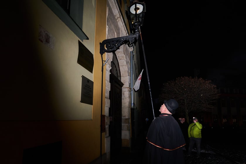 Latarnik na Ostrowie Tumskim.