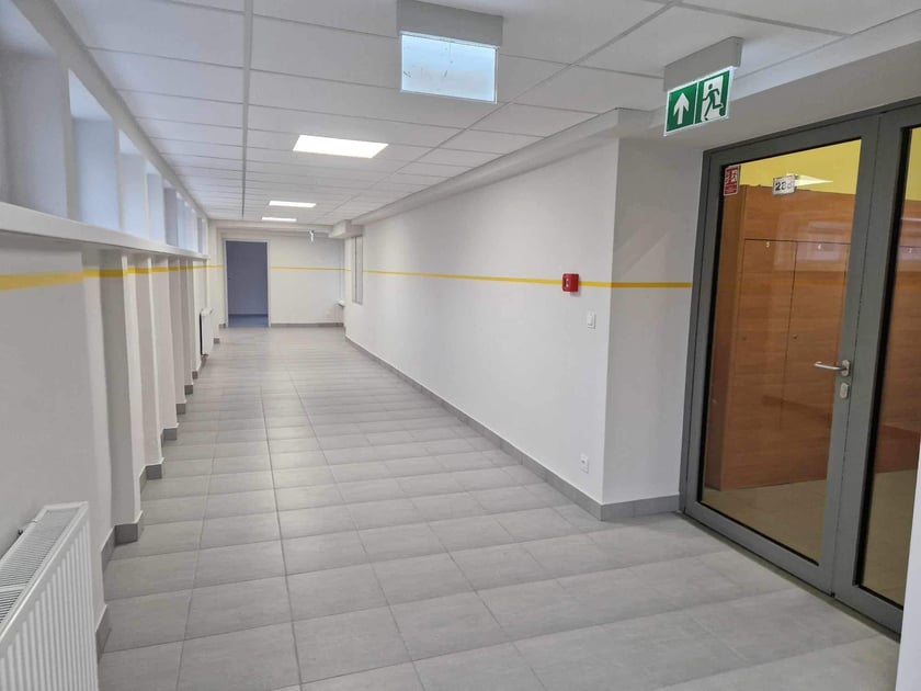 Przebudowany i wyremontowany blok sportowy w XVIII LO im. Bolesława Krzywoustego przy ul. Zaporoskiej