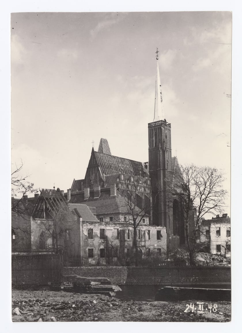 Kości&oacute;ł św. Krzyża, 1948
