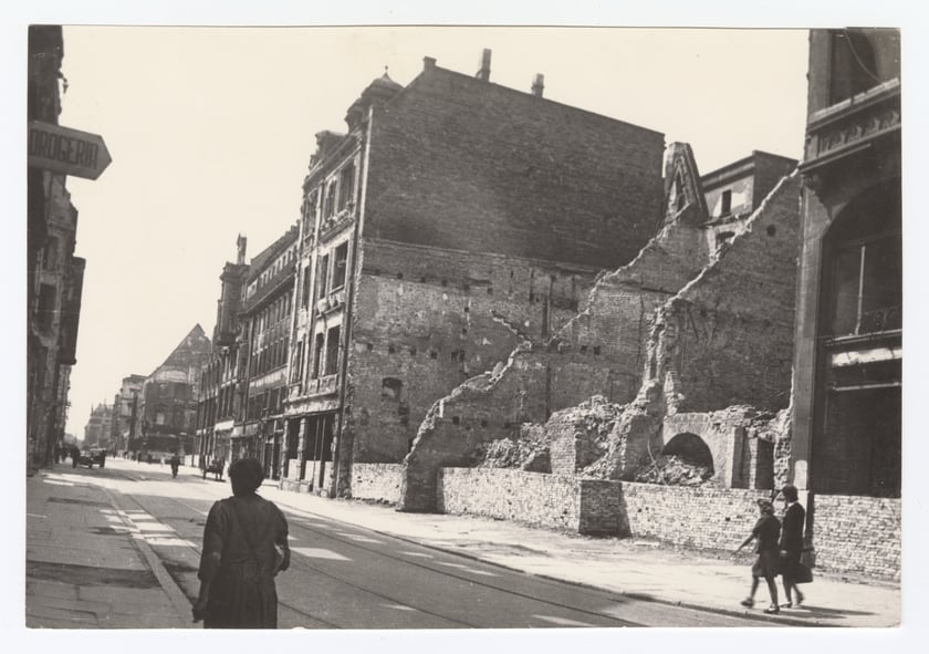 Kuźnicza 1946