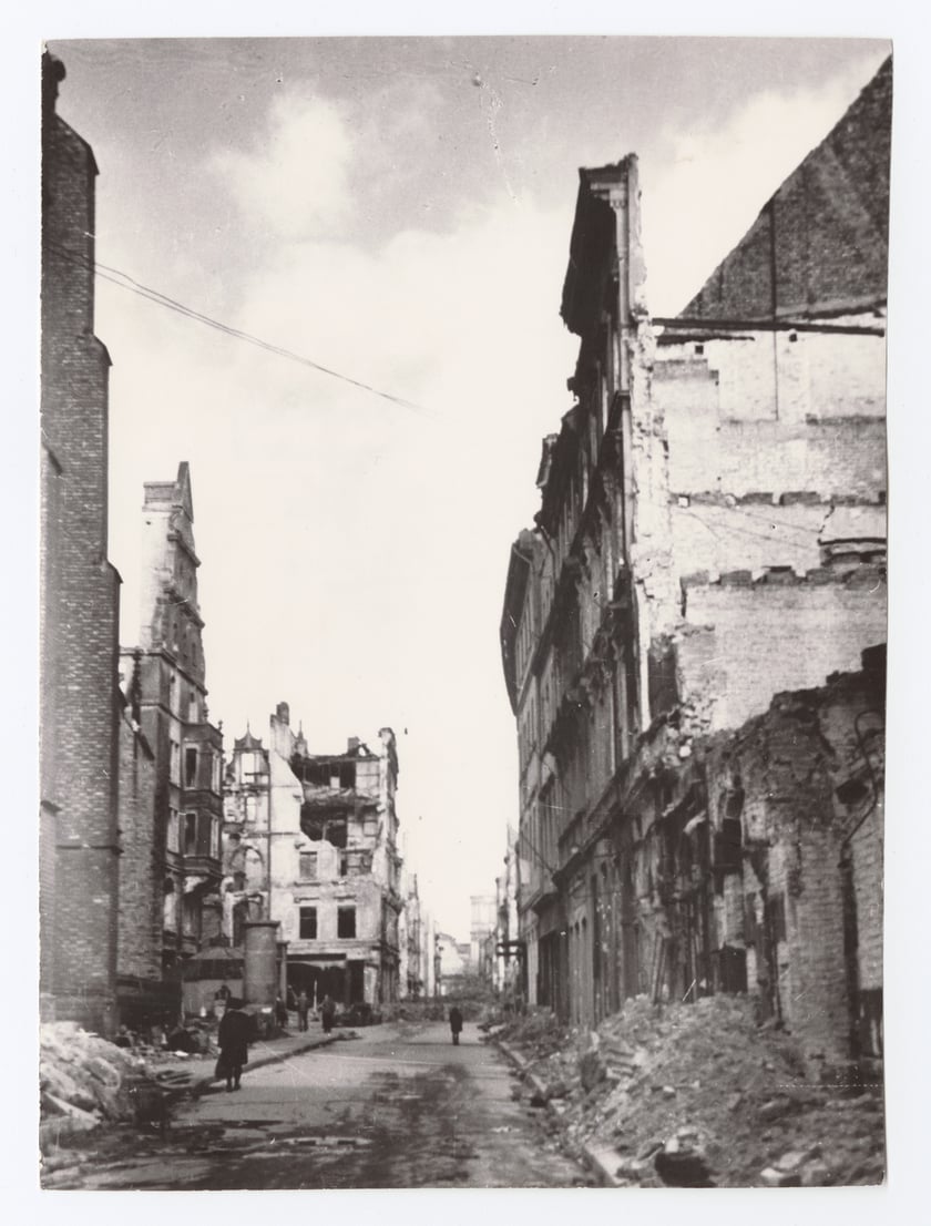 Łaciarska 1946