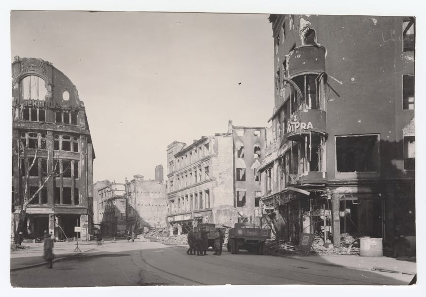 Oławska 1945