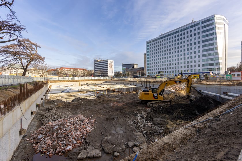 Budowa kompleksu biurowców Swobodna Spot przy ul. Swobodnej i dawnym hotelu Wrocław
