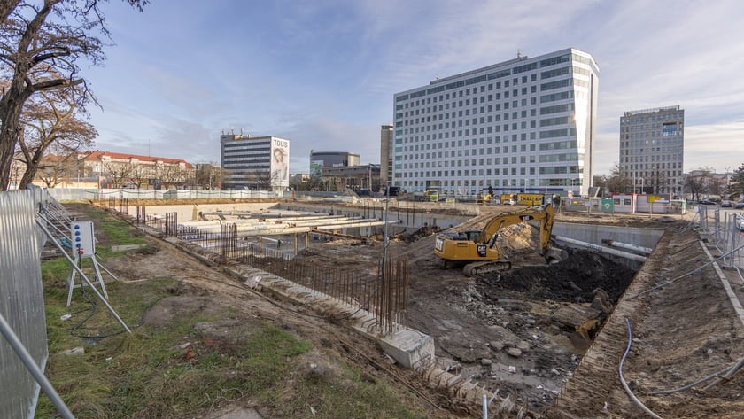 Budowa kompleksu biurowców Swobodna Spot przy ul. Swobodnej i dawnym hotelu Wrocław