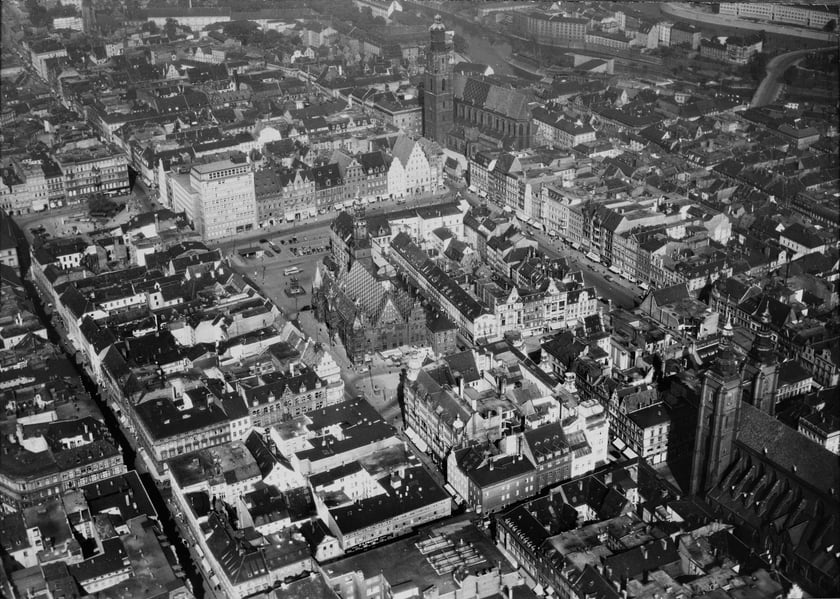 Lata 1942-1944, Widok na Rynek od strony południowo-wschodniej.