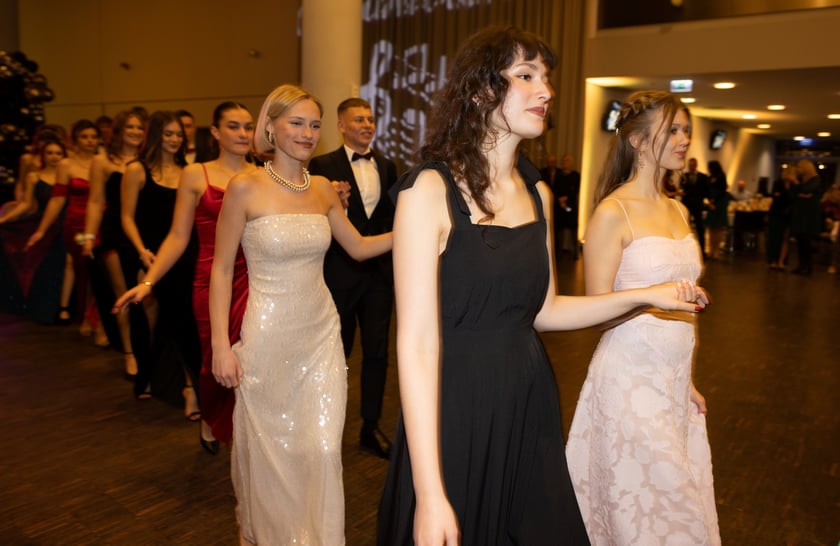 Studniówka maturzystów z  XVII LO we Wrocławiu