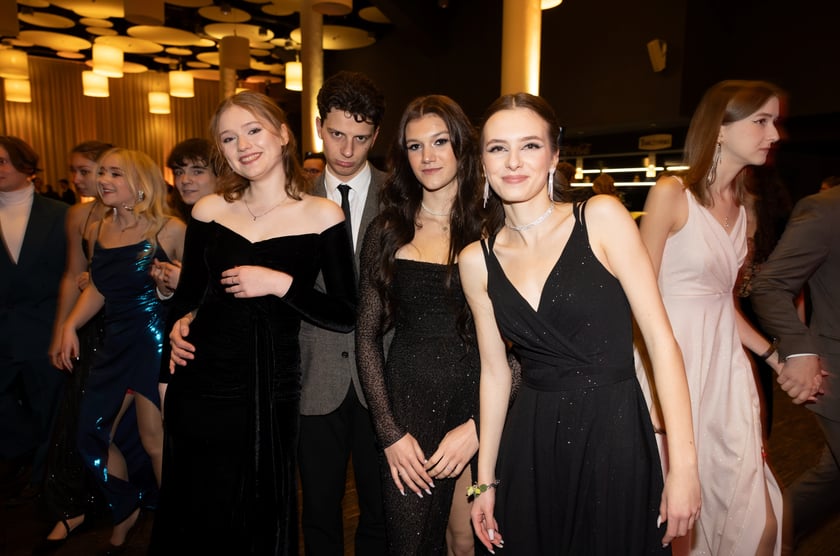 Studniówka maturzystów z  XVII LO we Wrocławiu