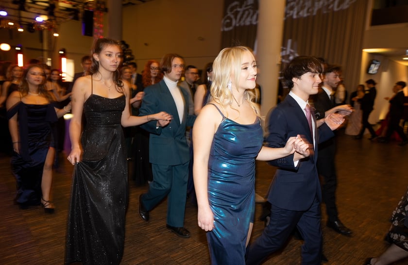 Studniówka maturzystów z  XVII LO we Wrocławiu