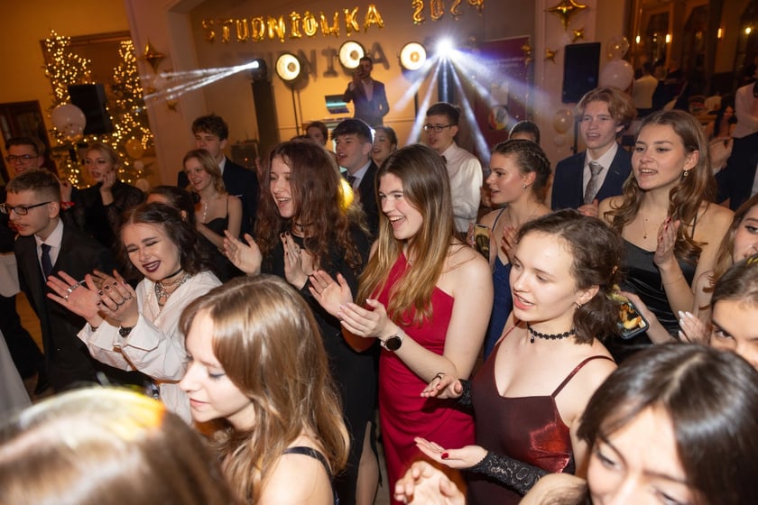 Studni&oacute;wki 2023:&nbsp;Liceum Og&oacute;lnokształcącego nr XIV imienia Polonii Belgijskiej
