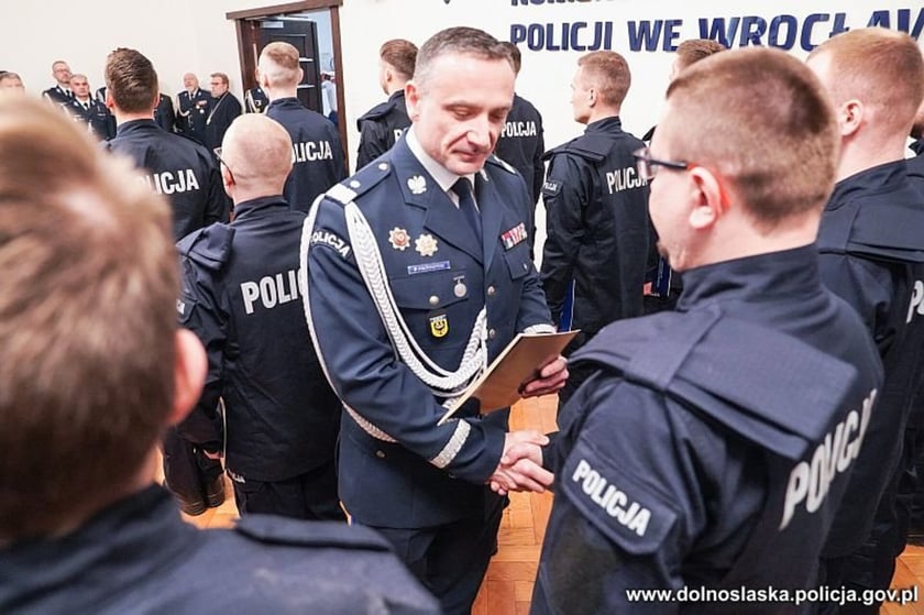 Ślubowanie nowych dolnośląskich policjantów we Wrocławiu