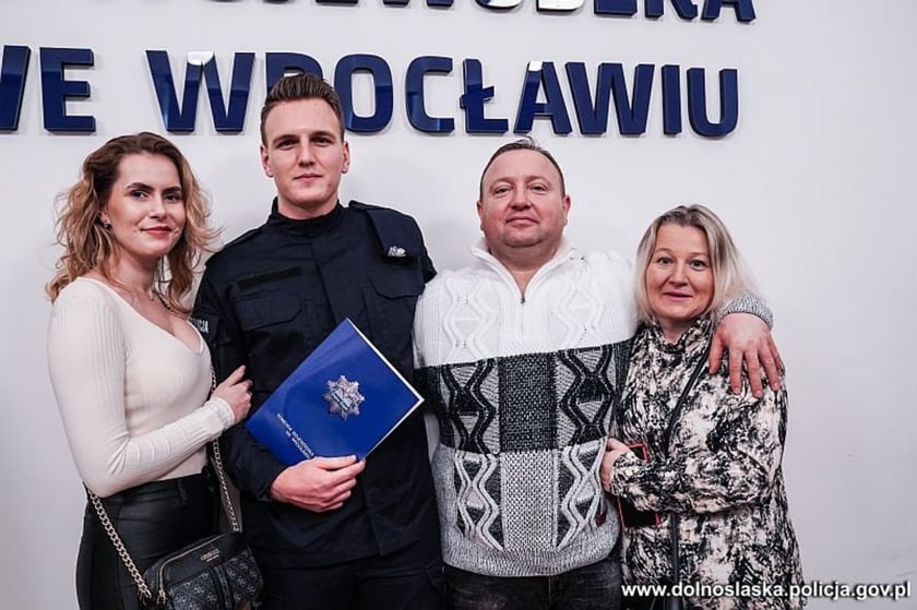 Ślubowanie nowych dolnośląskich policjantów we Wrocławiu