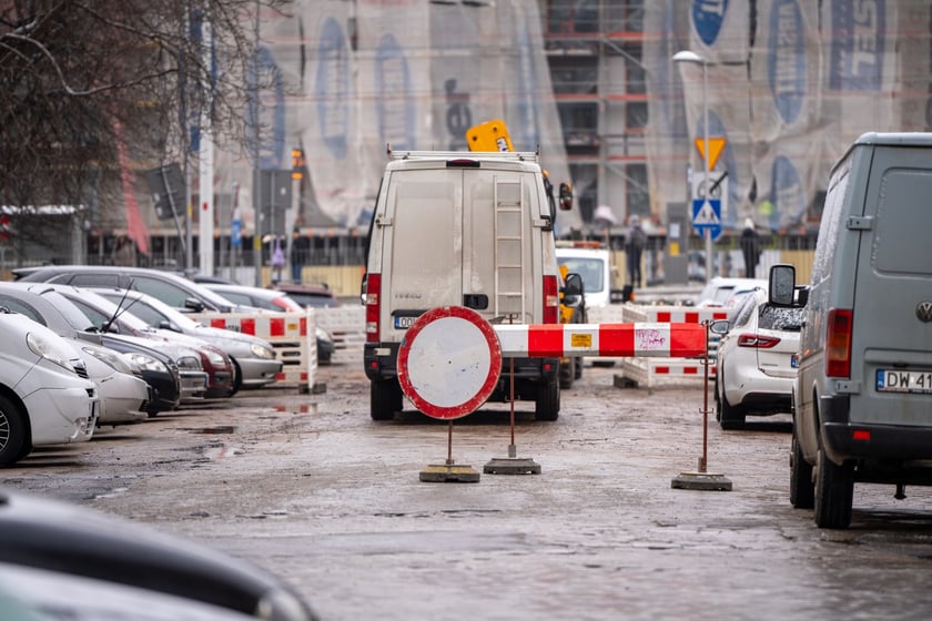 Ekipa remontowa MPWiK na ul. Inowrocławskiej