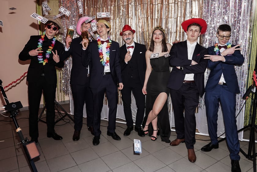 Studniówka II LO we Wrocławiu