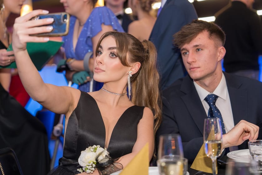 Studniówka XII LO we Wrocławiu