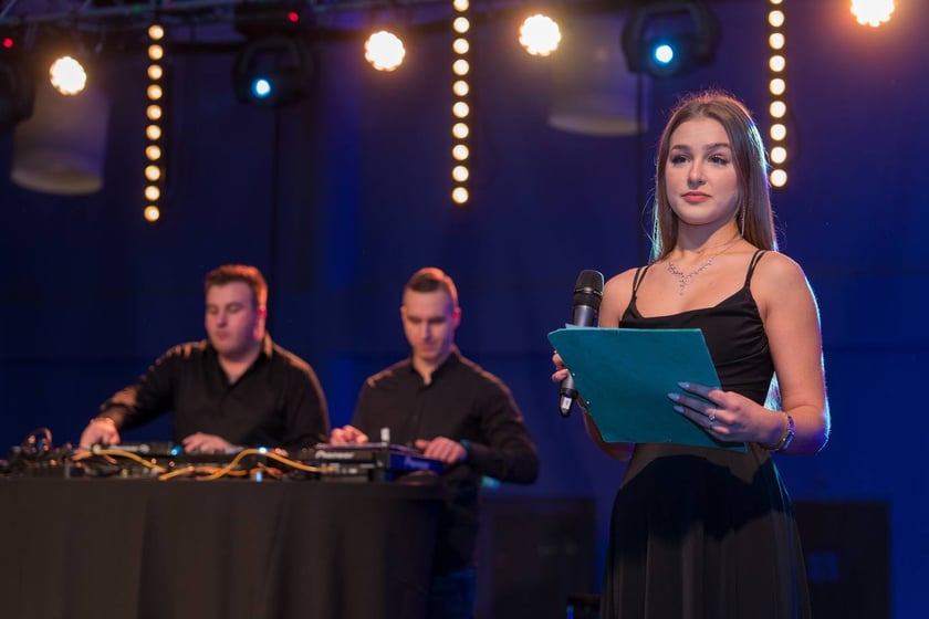 Studniówka XII LO we Wrocławiu