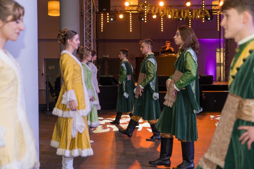 Studniówka XII LO we Wrocławiu