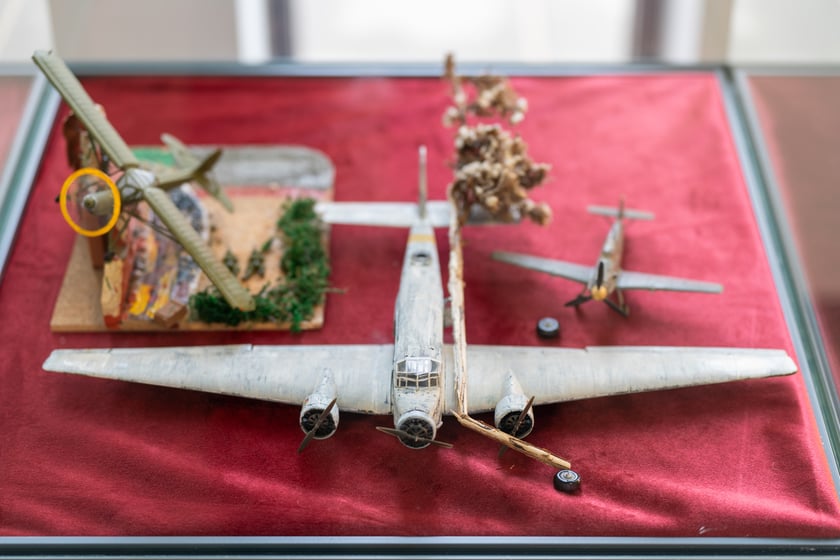 Wystawa miniatur modeli lotniczych w Centrum Historii Zajezdnia