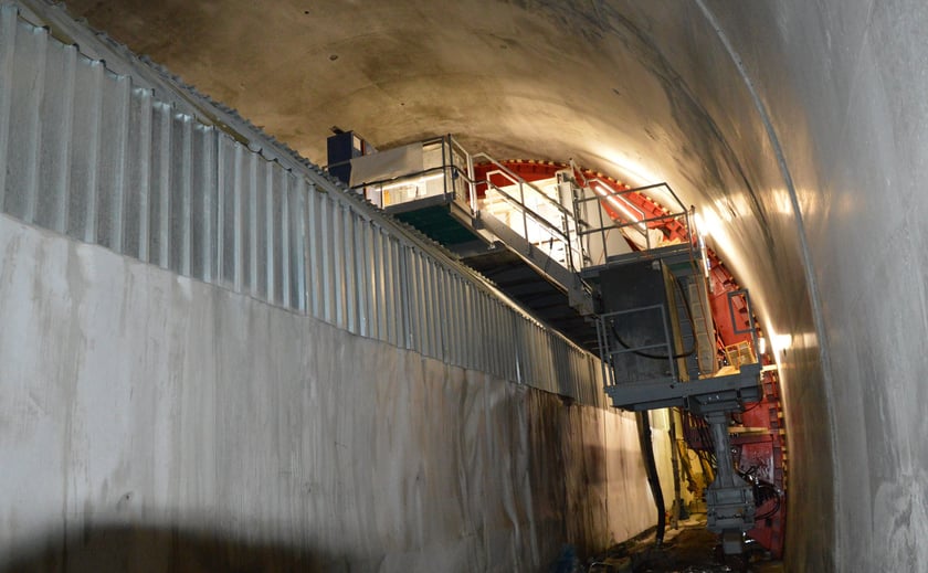 Prace w tunelu koło Trzcińska na Dolnym Śląsku