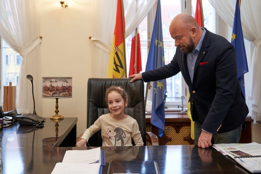 Wizyta przedszkolaków z Niepublicznego Przedszkola "Łobuziaki" u prezydenta Wrocławia