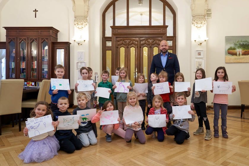 Wizyta przedszkolaków z Niepublicznego Przedszkola "Łobuziaki" u prezydenta Wrocławia
