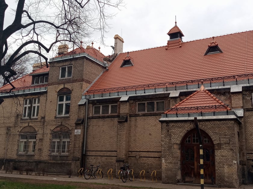 Nowy dach w ZSZ nr 5 przy ul. Dawida