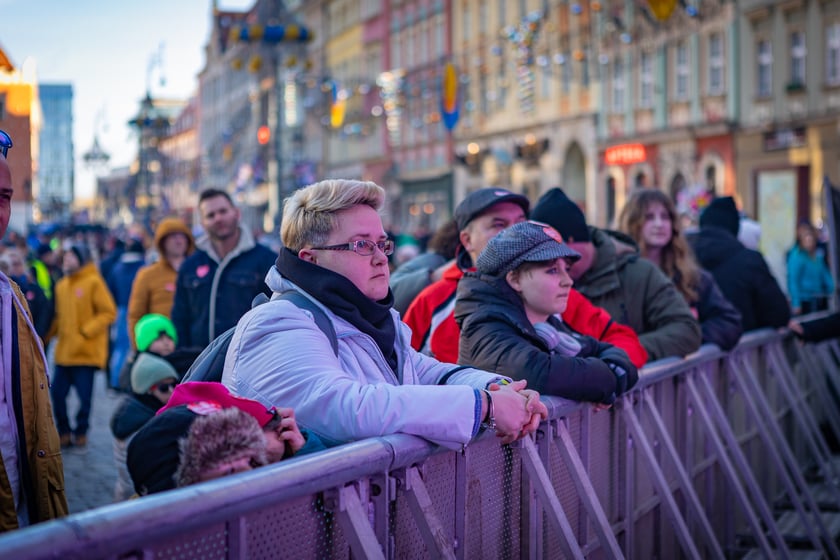 Zdjęcia z koncertów granych podczas WOŚP na Rynku i w Starym Klasztorze
