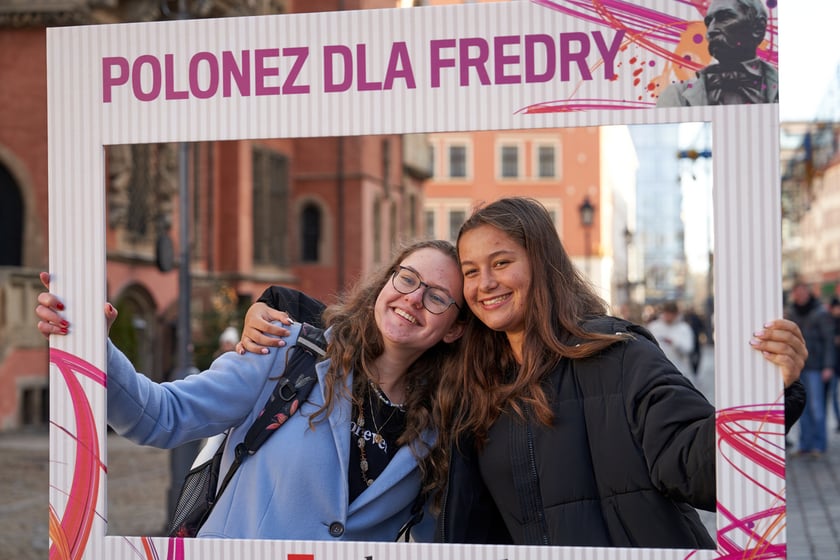23. Polonez dla Fredry na wrocławskim Rynku