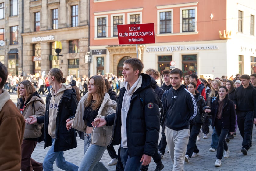 23. Polonez dla Fredry na wrocławskim Rynku