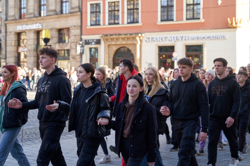 23. Polonez dla Fredry na wrocławskim Rynku