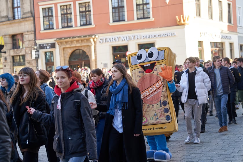 23. Polonez dla Fredry na wrocławskim Rynku