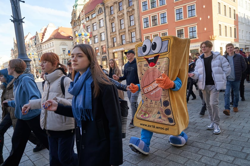 23. Polonez dla Fredry na wrocławskim Rynku