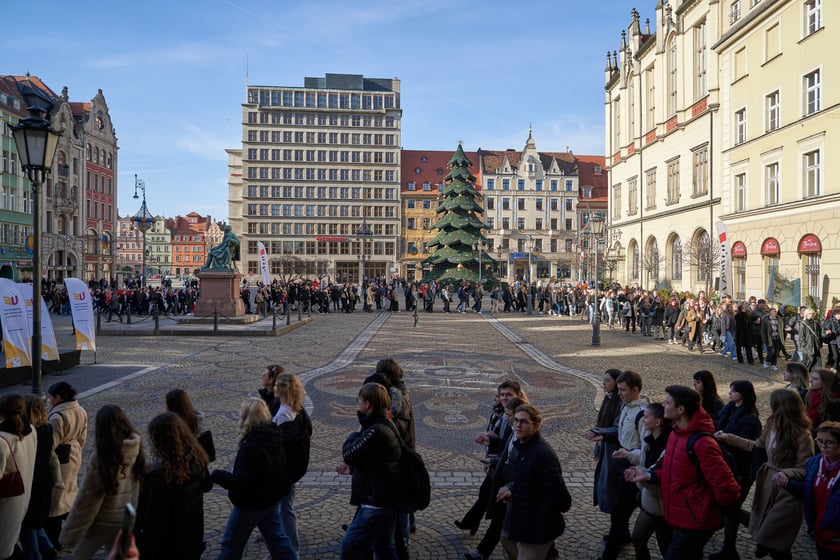 23. Polonez dla Fredry na wrocławskim Rynku
