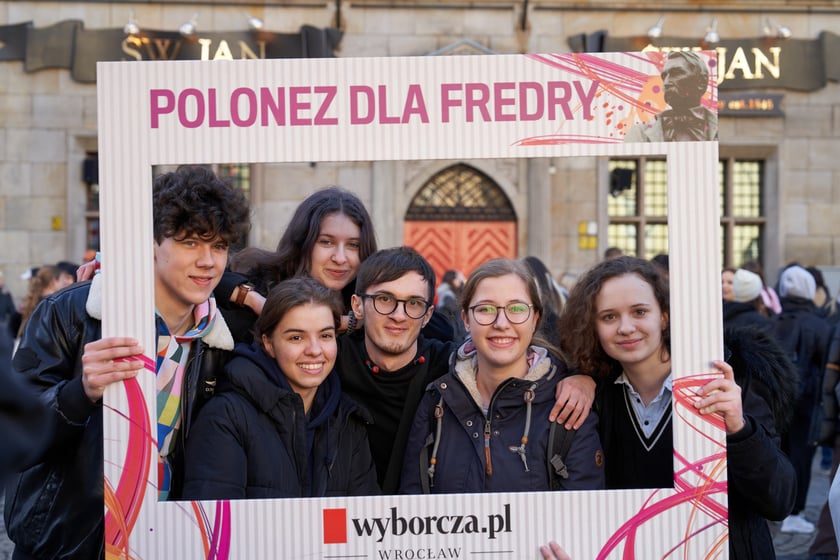 23. Polonez dla Fredry na wrocławskim Rynku
