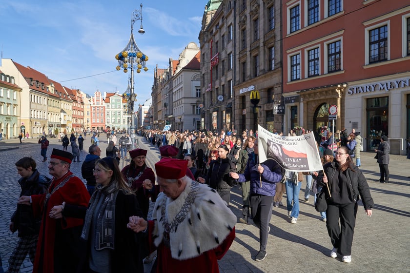 23. Polonez dla Fredry na wrocławskim Rynku