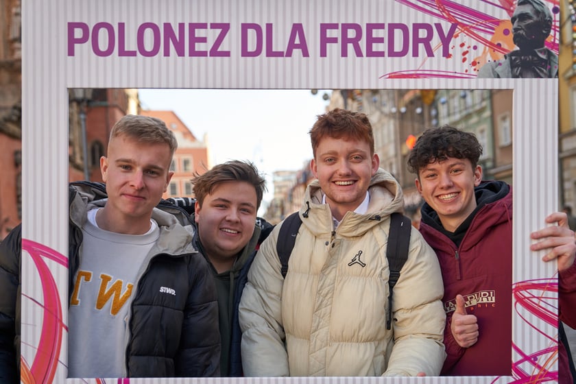 23. Polonez dla Fredry na wrocławskim Rynku