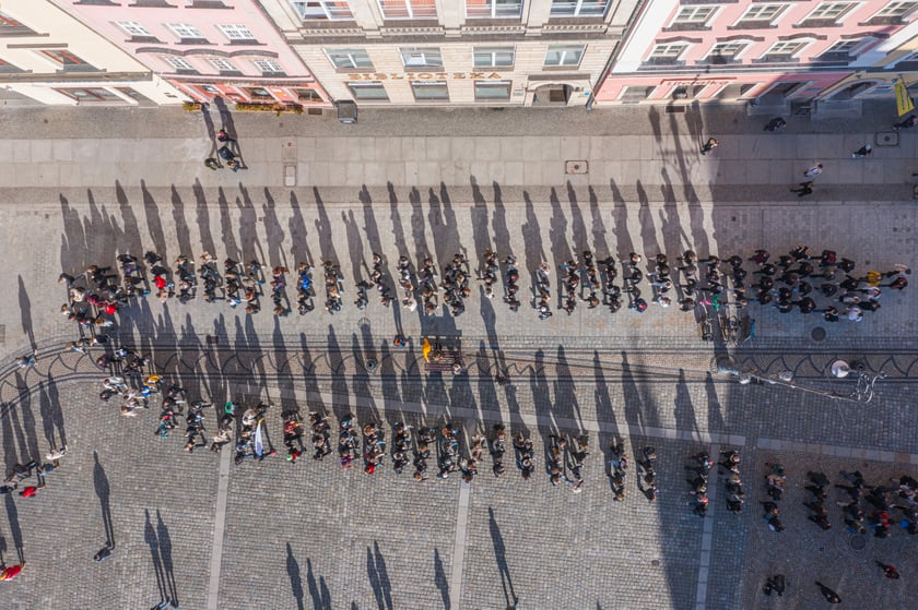 Polonez dla Fredry z drona