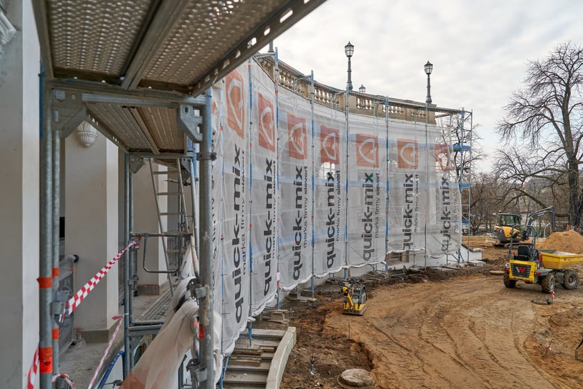 Remont Bastionu Sakowego na wzgórzu Partyzantów.