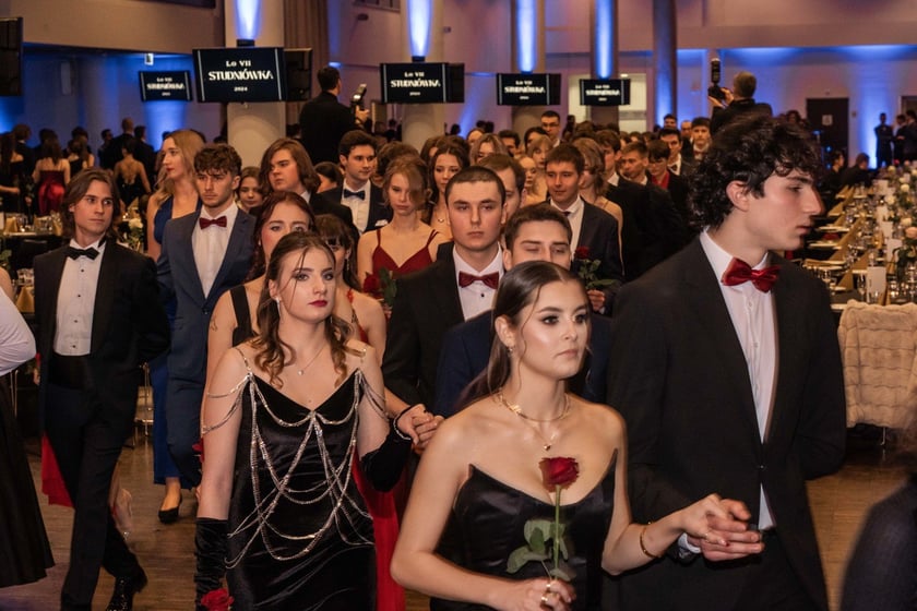 Studniówka maturzystów VII LO we Wrocławiu