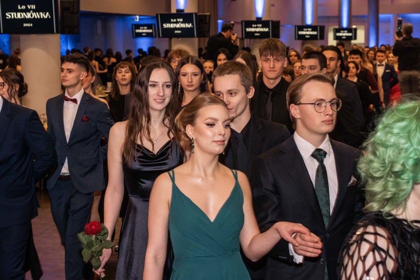 Studniówka maturzystów VII LO we Wrocławiu