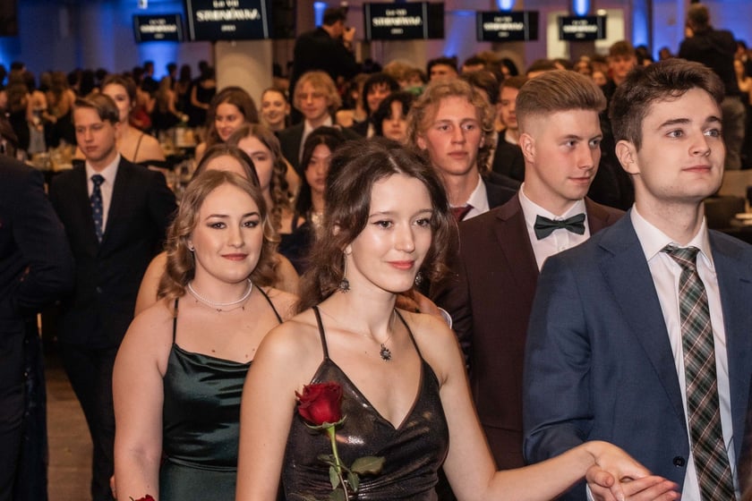 Studniówka maturzystów VII LO we Wrocławiu