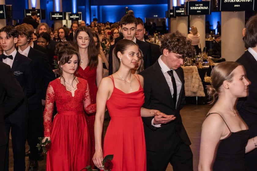 Studniówka maturzystów VII LO we Wrocławiu