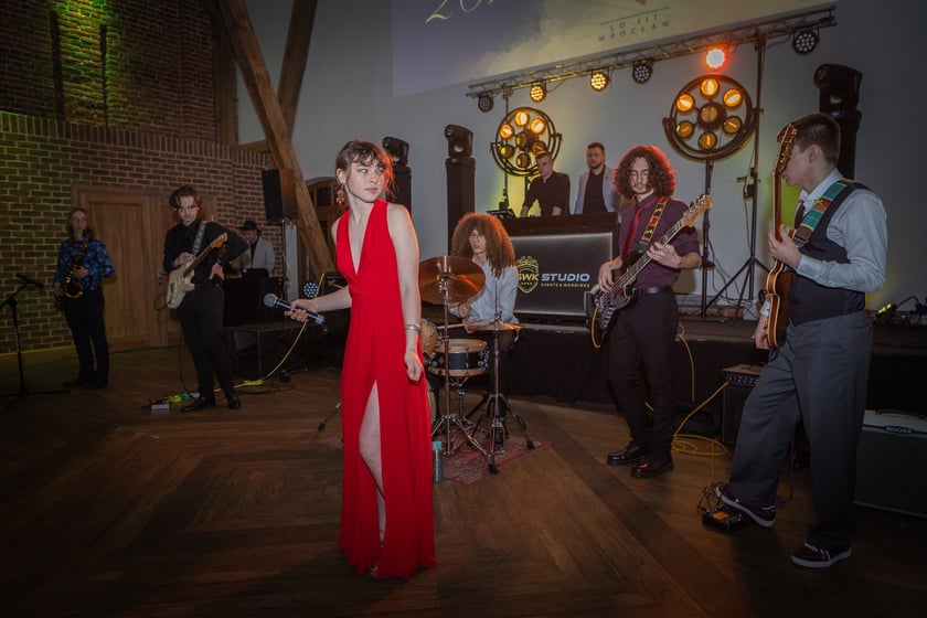 Studni&oacute;wka III LO im. Adama Mickiewicza we Wrocławiu (10 lutego 2024)