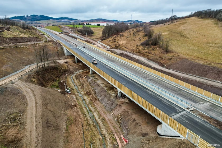 Budowana trasa S3 Bolków - Kamienna Góra na Dolnym Śląsku, luty 2024