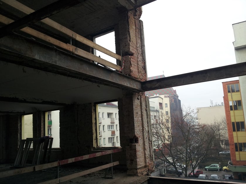 Remont i przebudowa budynku, widok z ul. Łaciarskiej