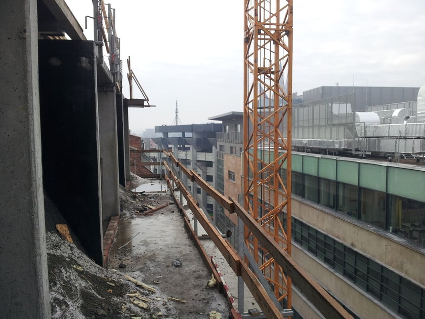 Remont i przebudowa budynku, widok z ul. Łaciarskiej