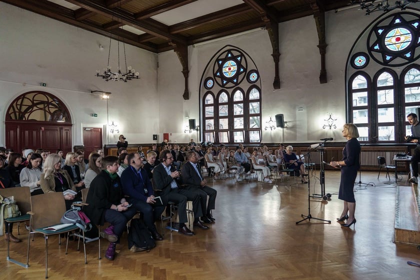 Spotkanie UM Wrocławia z przedstawicielami UNICEF-u