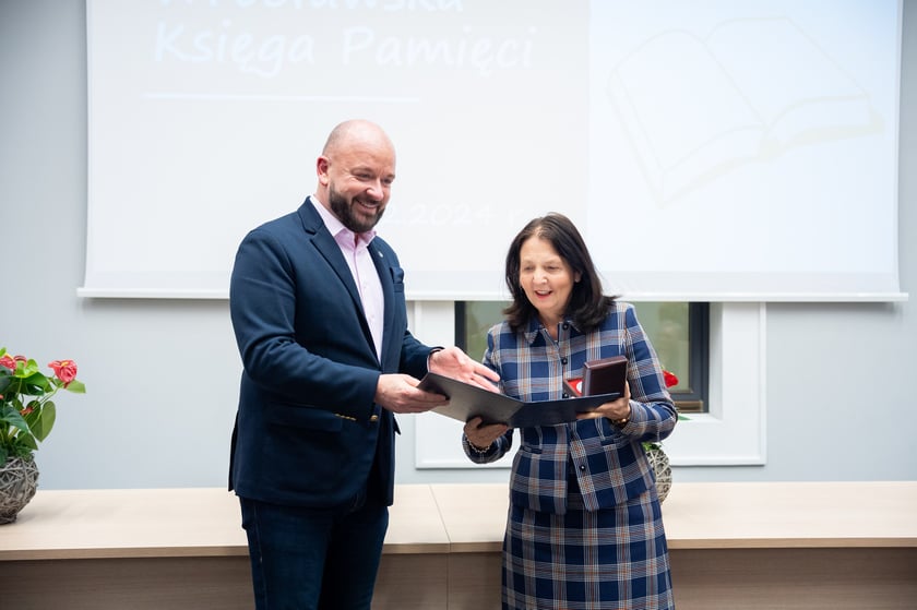 52. Wrocławska Księga Pamięci uhonorowała zasłużonych działaczy różnych dziedzin
