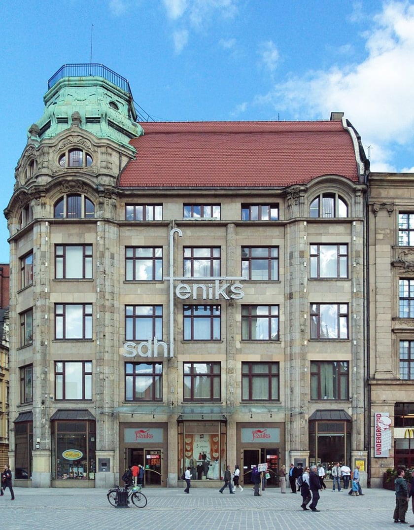 Sp&oacute;łdzielczy Dom Handlowy Feniks w czasach wsp&oacute;łczesnych. Wkr&oacute;tce czekają go zmiany